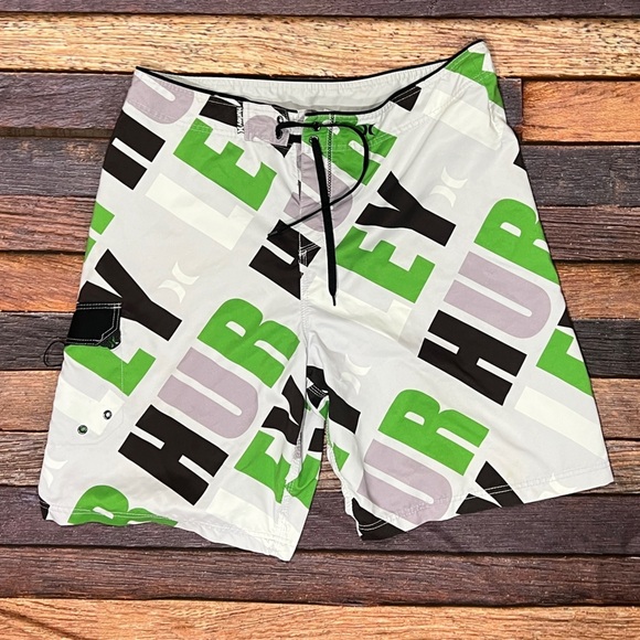 Hurley Board Shorts Mens Swim Surfer Swim Suit Geometric Pattern Summer - Picture 1 of 7